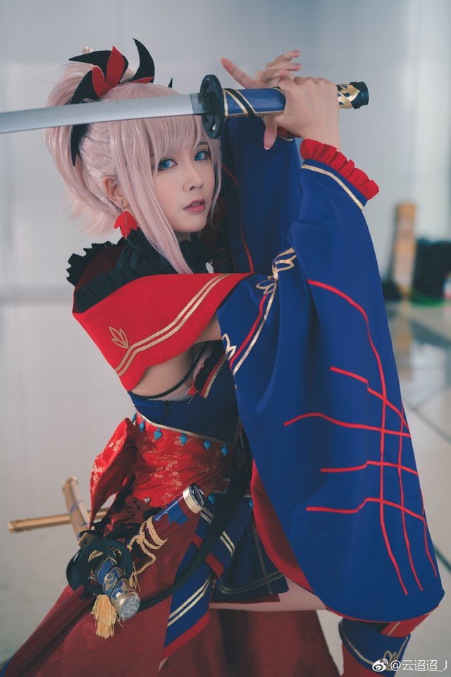 Ngất ngây với cosplay nàng Saber trong game hot Fate/Grand Order - Ảnh 8.