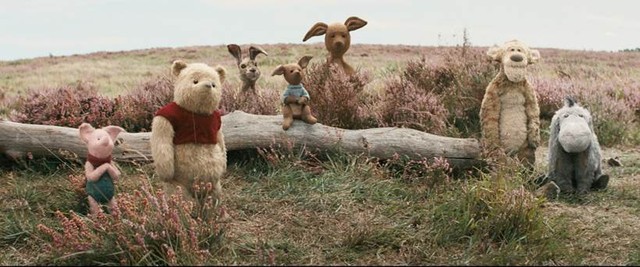 Christopher Robin: Có một chú Gấu nhỏ vẫn luôn chờ đợi tại Khu rừng tuổi thơ - Ảnh 2.