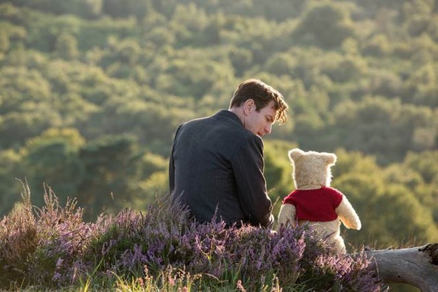 Christopher Robin: Có một chú Gấu nhỏ vẫn luôn chờ đợi tại Khu rừng tuổi thơ - Ảnh 3.