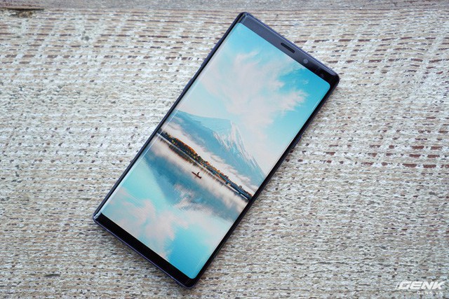 Mở hộp Galaxy Note9: Chiếc Galaxy Note mạnh mẽ nhất từ trước đến nay - Ảnh 4.