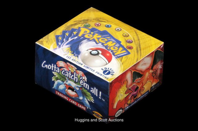 Nghe hơi khó tin, nhưng hộp bài Pokemon này vừa được bán với giá bằng 50 chiếc iPhoneX - Ảnh 1.
