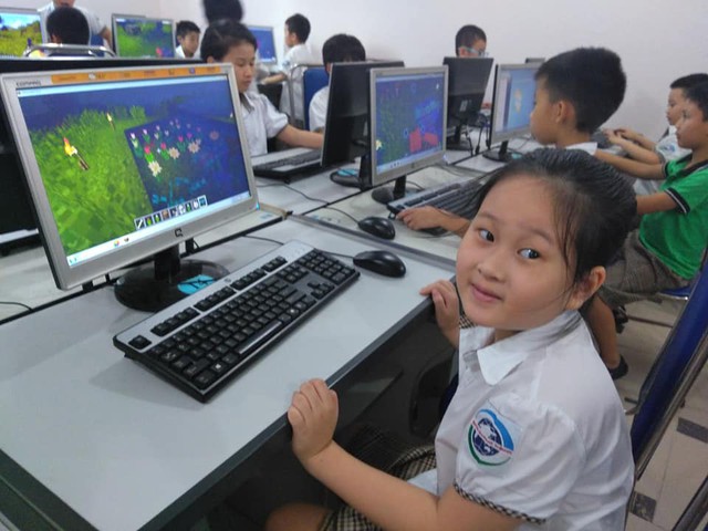 Trường tiểu học tại Hà Nội đưa Minecraft vào giảng dạy cho học sinh - Ảnh 2.
