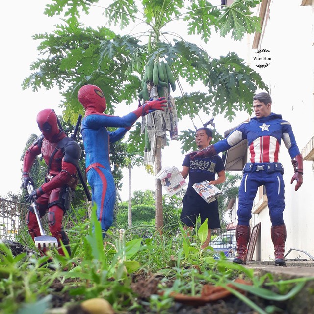 Thanh niên khoe ảnh chụp thân mật cùng cả dàn siêu anh hùng, còn cả gan sai Spiderman, Deadpool và Captain đi bọc đu đủ - Ảnh 7.