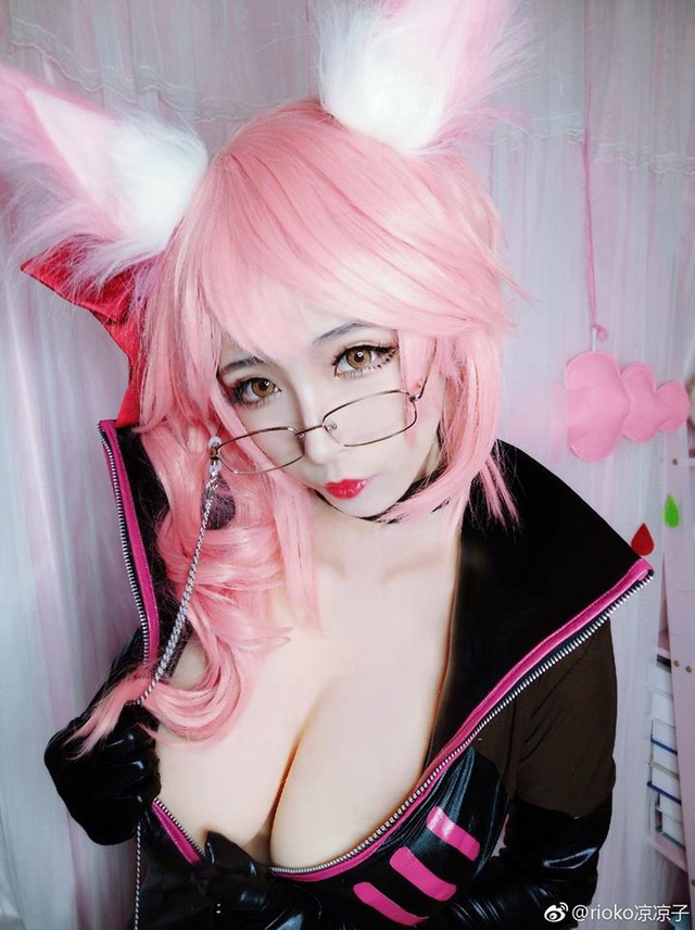 Chảy máu mũi với cosplay nàng cáo Tamamo-no-Mae siêu gợi cảm - Ảnh 4.