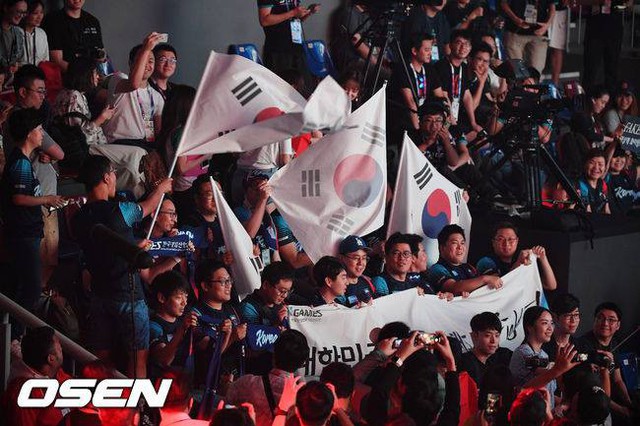 Sau thất bại tại Asian Games 2018, LMHT Hàn Quốc bất ngờ block hàng trăm tài khoản game của các tuyển thủ và Streamer Trung Quốc - Ảnh 8.