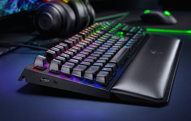 Razer làm núm vặn trên bàn phím cơ gaming BlackWidow Elite mới, trông khá ngầu - Ảnh 3.