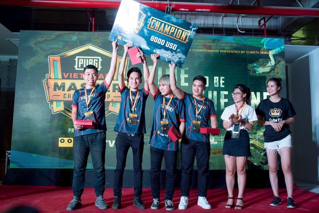 PochinkiHouse - Team sinh viên nghèo vượt khó kiếm tiền khủng nhất PUBG Việt Nam - Ảnh 1.