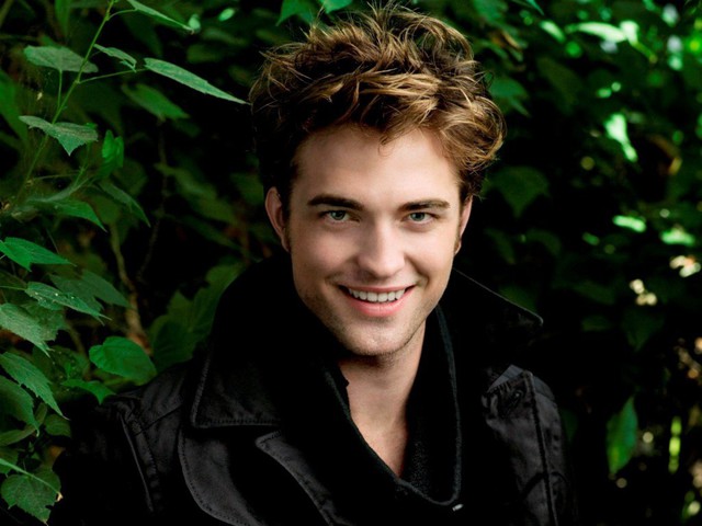 Mái tóc rối bồng bềnh của Robert Pattinson từng là mẫu tóc gây sốt trong năm 2008