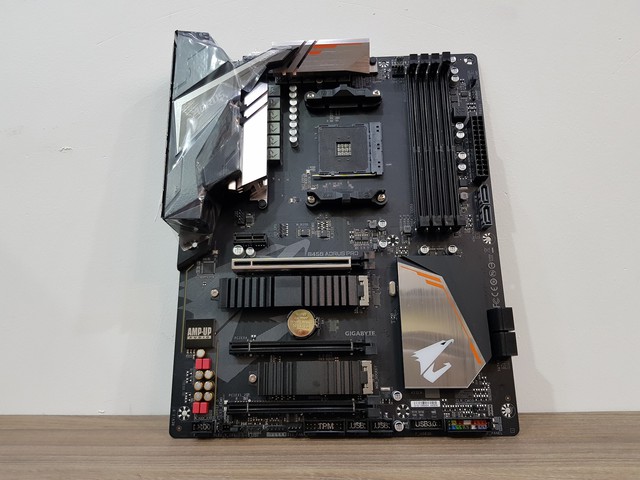 Gigabyte B450 Aorus Pro: Bo mạch chủ tuyệt vời cho những máy tính chơi game tầm trung - Ảnh 2.