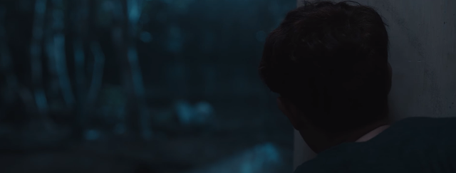 Huy Khánh sợ hãi chạy thoát thân trong trailer đầu tiên của siêu phẩm ma hài Lật Mặt: Nhà Có Khách - Ảnh 2.