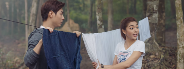 Huy Khánh sợ hãi chạy thoát thân trong trailer đầu tiên của siêu phẩm ma hài Lật Mặt: Nhà Có Khách - Ảnh 6.