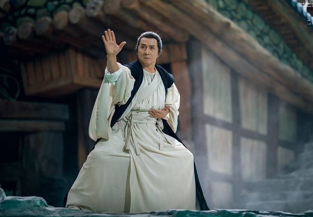 6 bộ phim kinh điển tạo nên danh tiếng lẫy lừng của Thành Long - Ảnh 9.