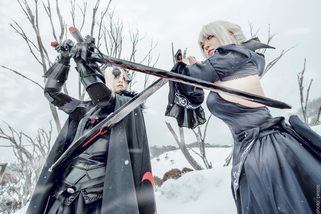 Cosplay nàng Saber và Jeanne dArc song kiếm hợp bích trên nền tuyết trắng trong Fate/Grand Order - Ảnh 12.