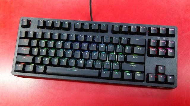 Trên tay E-Dra EK387 RGB: Bàn phím cơ giá chỉ 700k đã có phần mềm, đổi màu lập lòe rất đẹp - Ảnh 2.