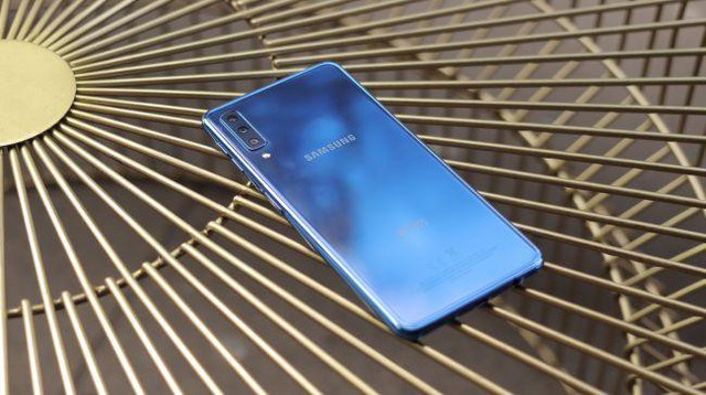 Những smartphone của Samsung không thể bỏ qua thời điểm hiện tại 2019 - Ảnh 10.