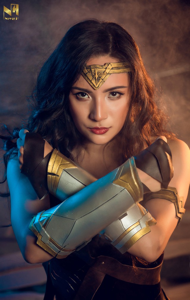 Xem loạt ảnh cosplay Wonder Woman đầy khí chất Chị Đại của coser người Việt Neyu H  - Ảnh 3.