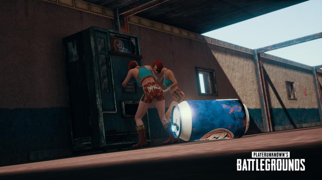 PUBG tung bản cập nhật lột xác: Cho phép người chơi phi dao, ném item cứu hộ như trong phim chưởng - Ảnh 4.