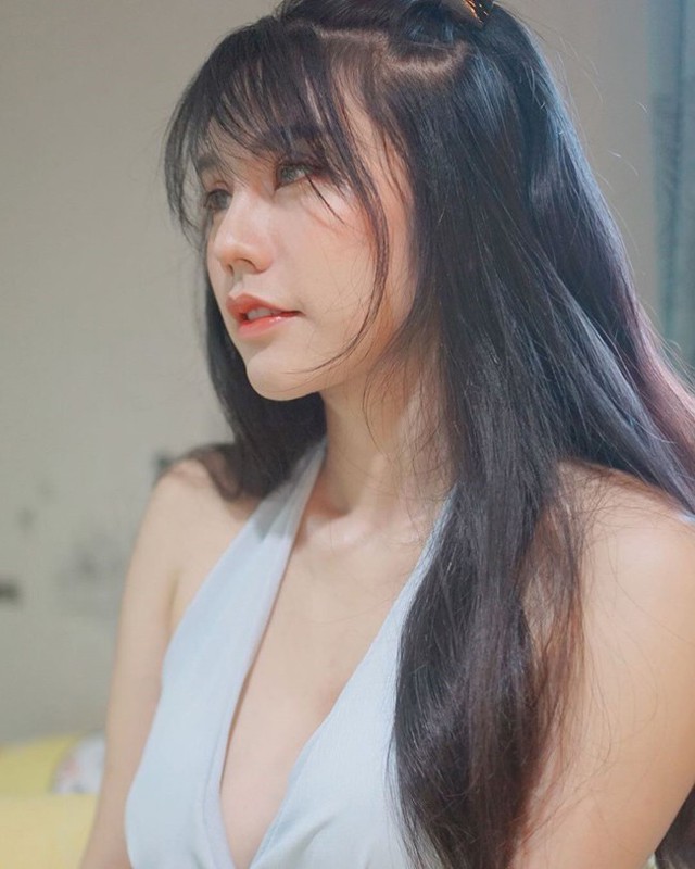 Đổi đời nhờ khoe vòng một khi đứng bán bánh, cô nàng hot girl khiến anh em phải than thở chỉ biết ước - Ảnh 9.