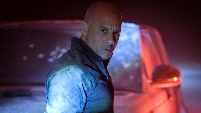 Chán làm quái xế Vin Diesel hóa thân thành siêu anh hùng trong trailer mới của Bloodshot - Ảnh 1.