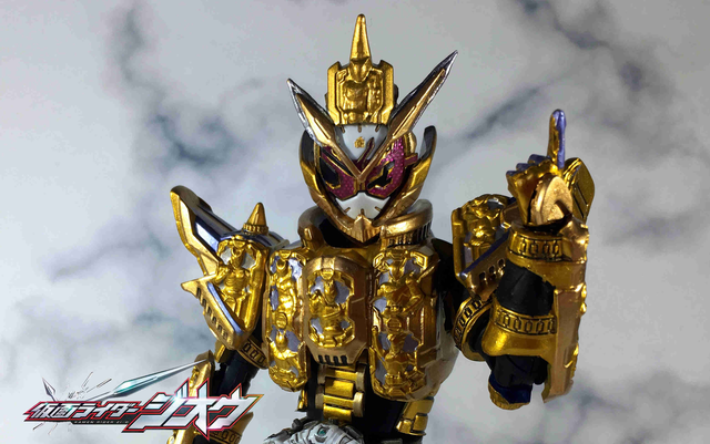 Cảnh sát Thượng Hải tóm gọn lô hàng 1 triệu đồ chơi lậu, hãng đồ chơi xịn gửi tặng luôn Gundam mạ vàng - Ảnh 1.