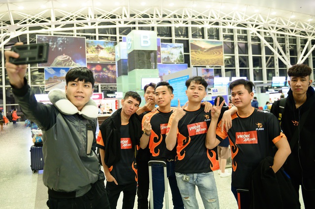 Đại diện Việt Nam - Team Flash trên con đường làm nên lịch sử tại Free Fire World Series 2019 - Ảnh 3.