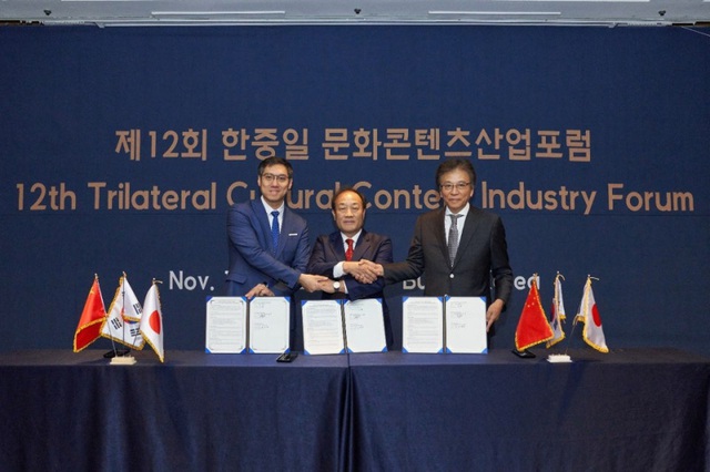 Đại diện hiệp hội eSports của Trung, Hàn, Nhật ký kết biên bản cùng nhau phát triển thể thao điện tử - Ảnh 1.