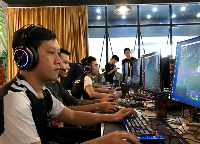 Tổng kết VCSB vòng 1/16: SBTC Tam Kê, Adonis Esports, Matrix Esports, Sky Gaming Daklak... dắt tay nhau vào tứ kết - Ảnh 1.