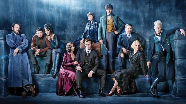 Fantastic Beasts 3 chính thức khởi quay, kéo theo sự tái xuất của huyền thoại Johnny Depp - Ảnh 1.