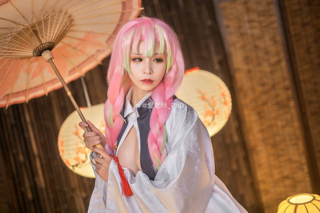 Ngắm loạt ảnh cosplay nàng Luyến Trụ khoe vòng 1 khủng trong Kimetsu no Yaiba - Ảnh 6.