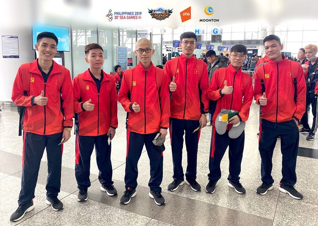 Sau chuyến bay hú hồn, đội tuyển quốc gia Mobile Legends Việt Nam đã đặt chân an toàn tới Philippines - Ảnh 1.