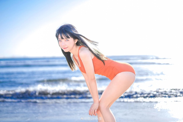 Kinh ngạc khi thấy đệ nhất mỹ nhân trong Naruto bước ra ngoài đời chân thực đến không tưởng - Ảnh 11.