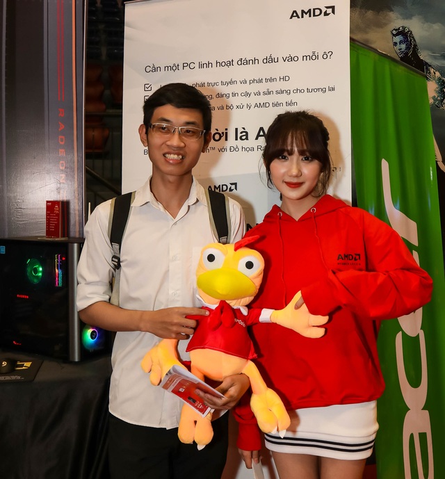 AMD tổ chức buổi offline hoành tráng tại Việt Nam, các fan đội đỏ còn được giao lưu thỏa thích với cô giáo My - Ảnh 9.