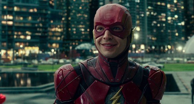 Tin buồn cho fan DC, The Flash có thể sẽ không bấm máy trước năm 2021 - Ảnh 4.