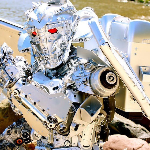 Mãn nhãn với bộ sưu tập robot Transformers được chế biến từ phế liệu cũ - Ảnh 8.