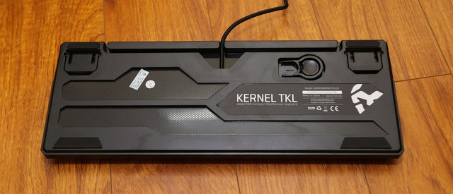 Trải nghiệm Krom Kernel TKL: Bàn phím cơ chơi game RGB nhỏ gọn, chắc chắn, đẹp mắt - Ảnh 6.