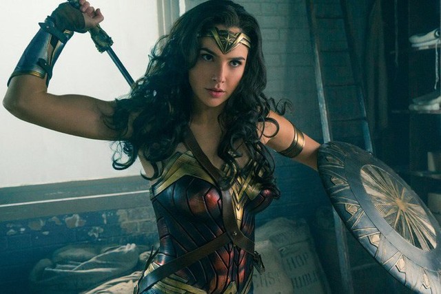 Với vẻ đẹp quyến rũ chết người Wonder Woman vượt mặt các mỹ nhân khác đứng đầu danh sách nữ anh hùng được yêu thích nhất - Ảnh 4.