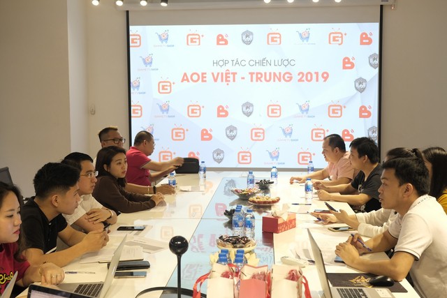 Đoàn AoE Trung Quốc đến Việt Nam tham dự lễ ký kết hợp tác chiến lược trên nền tảng GameTV Plus - Ảnh 1.