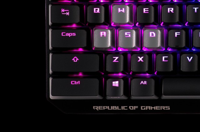 ASUS giới thiệu bàn phím cơ ROG Strix Scope với nút Ctrl to đùng rất tuyệt vời cho game thủ - Ảnh 2.