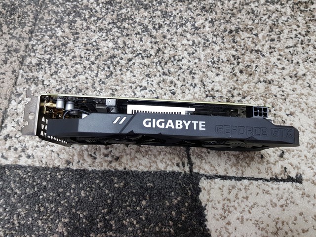 Đập hộp Gigabyte GTX 1650: giá chỉ từ 4 triệu rưỡi, chơi game tẹt ga ngày lễ - Ảnh 3.