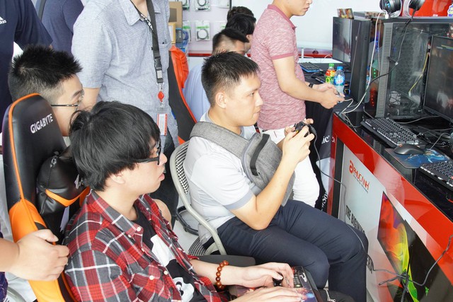 Game thủ Hà Thành hội tụ tại giải đấu Fighting Game Tournament 2019: Chưa bao giờ thấy anh em đông vui đến vậy - Ảnh 18.