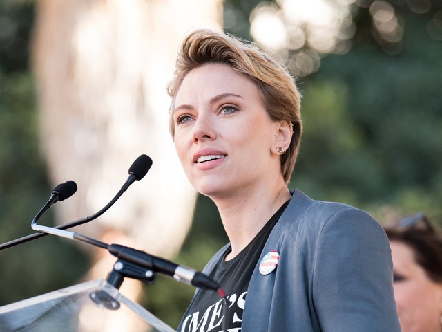 Chán làm siêu anh hùng Scarlett Johansson quyết định về hưu đi tranh cử tổng thống Mỹ? - Ảnh 3.
