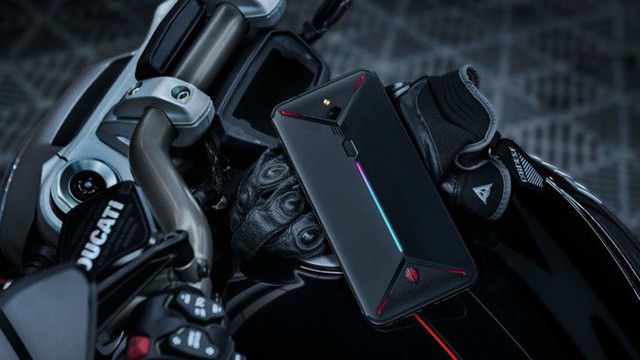 Nubia Red Magic 3 ra mắt: Quạt tản nhiệt riêng, Snapdragon 855, pin 5000mAh, quay video 8K, giá từ 10 triệu đồng - Ảnh 1.