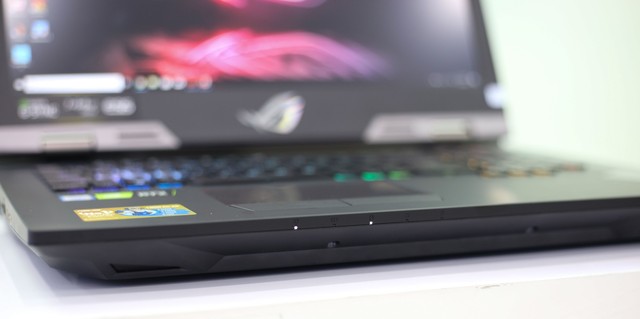 Asus ROG G703GX - Laptop gaming quái vật với CPU i9, RTX 2080 không những chơi game mượt mà còn giúp game thủ tăng cường sức khỏe - Ảnh 6.
