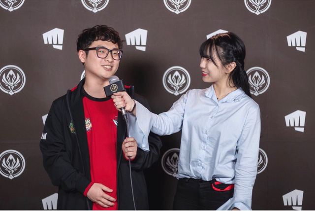 LMHT: Cận cảnh nhan sắc tuyệt trần của những nữ MC góp mặt ở MSI 2019 - Ảnh 13.