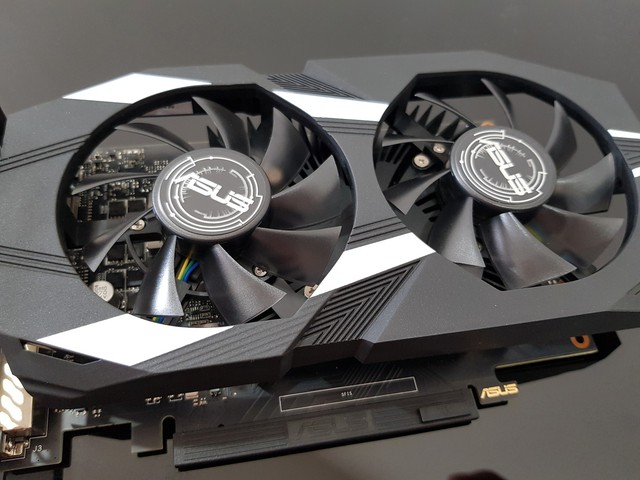 Trên tay Asus GTX 1650 Dual: Chiếc card đồ họa không nguồn phụ mạnh nhất thế giới! - Ảnh 2.