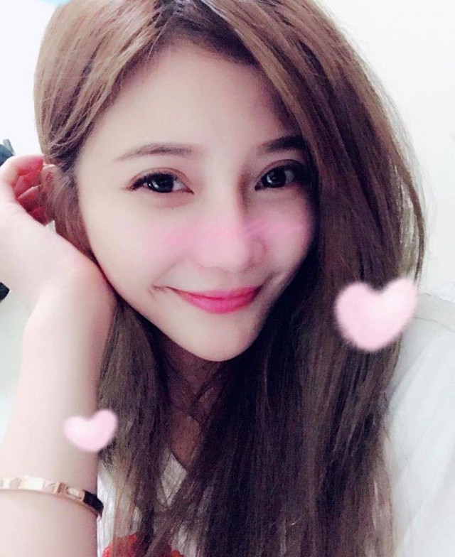 Hotgirl bán mỳ xuất hiện, xinh đẹp nghiêng nước nghiêng thành làm người người xao xuyến - Ảnh 8.