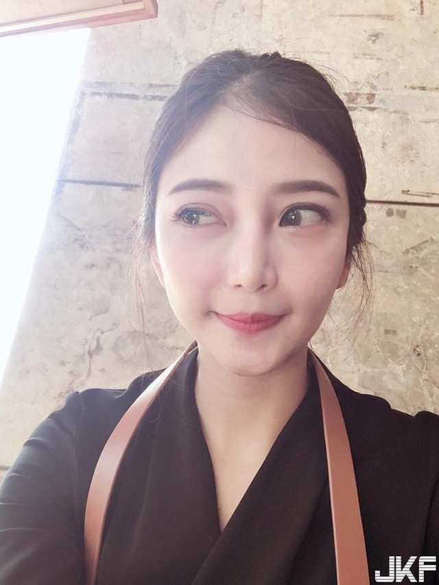 Hotgirl bán mỳ xuất hiện, xinh đẹp nghiêng nước nghiêng thành làm người người xao xuyến - Ảnh 12.