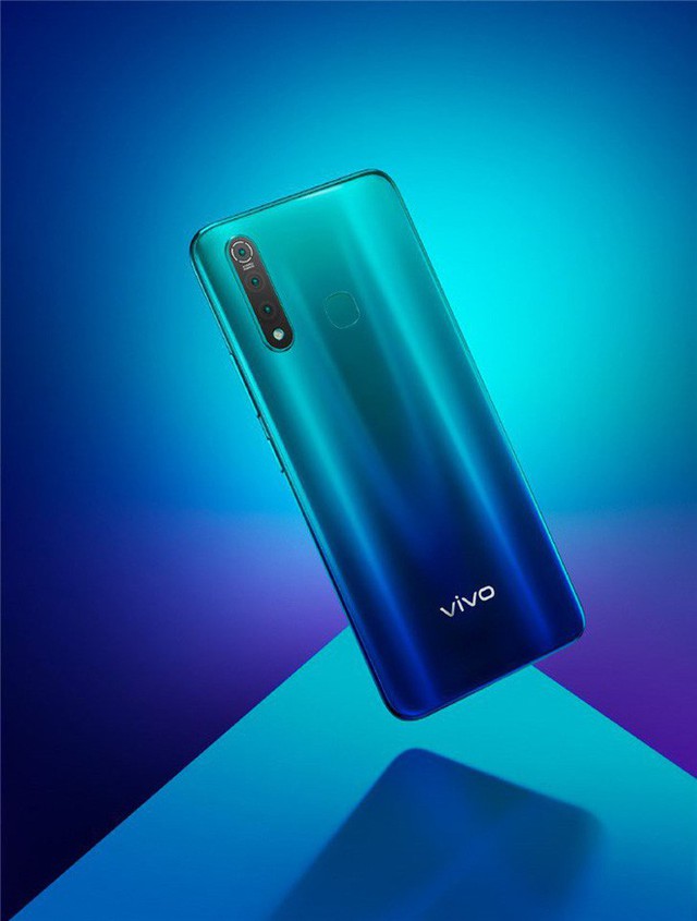 Vivo Z5x ra mắt: Snapdragon 710, 3 camera sau, pin 5000mAh, giá từ 4.7 triệu đồng - Ảnh 1.