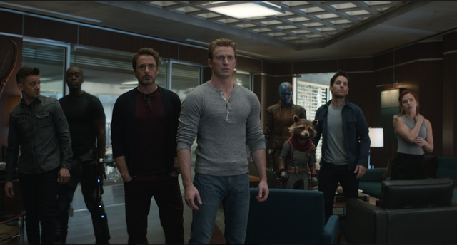 Thu 10 triệu đô sau hơn 7 ngày công chiếu , Avengers: Endgame trở thành phim ăn khách nhất mọi thời đại tại Việt Nam - Ảnh 1.