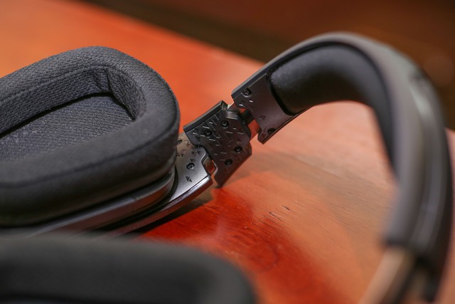 Trải nghiệm Logitech G633s - Một trong những chiếc tai nghe gaming hoàn hảo nhất hiện nay  - Ảnh 10.